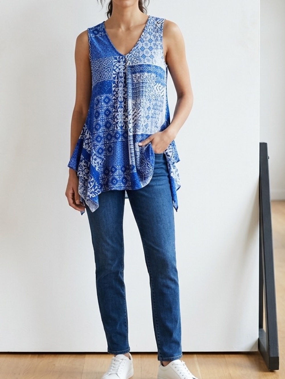 Sleeveless Blue & White Patchwork Print Women's Top